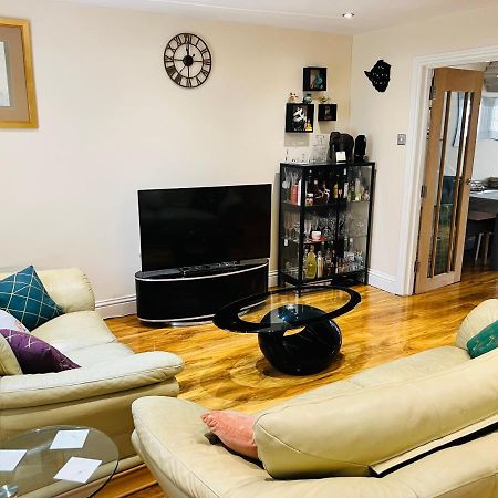 Reading West Homestay المظهر الخارجي الصورة
