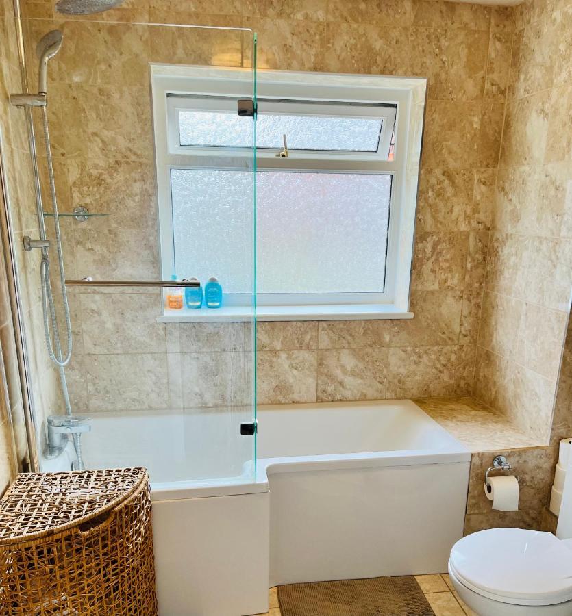 Reading West Homestay المظهر الخارجي الصورة