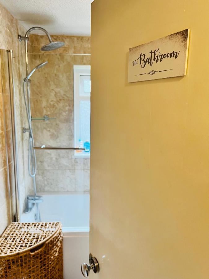 Reading West Homestay المظهر الخارجي الصورة