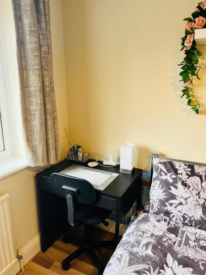 Reading West Homestay المظهر الخارجي الصورة